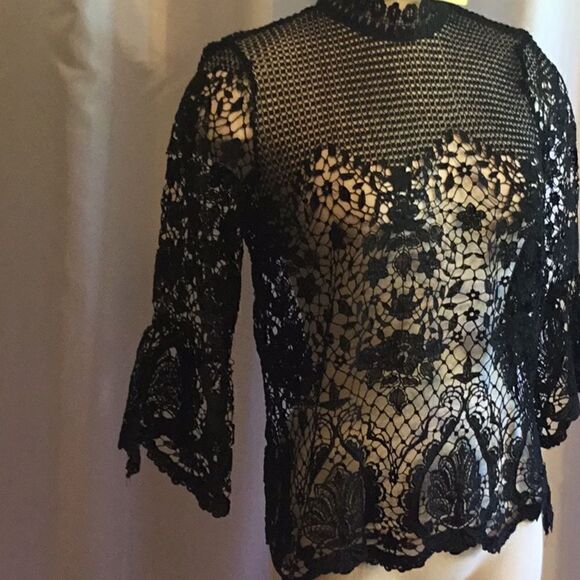 NWOT medium size crocheted black top with back gold statement zipper - Picture 3 of 10